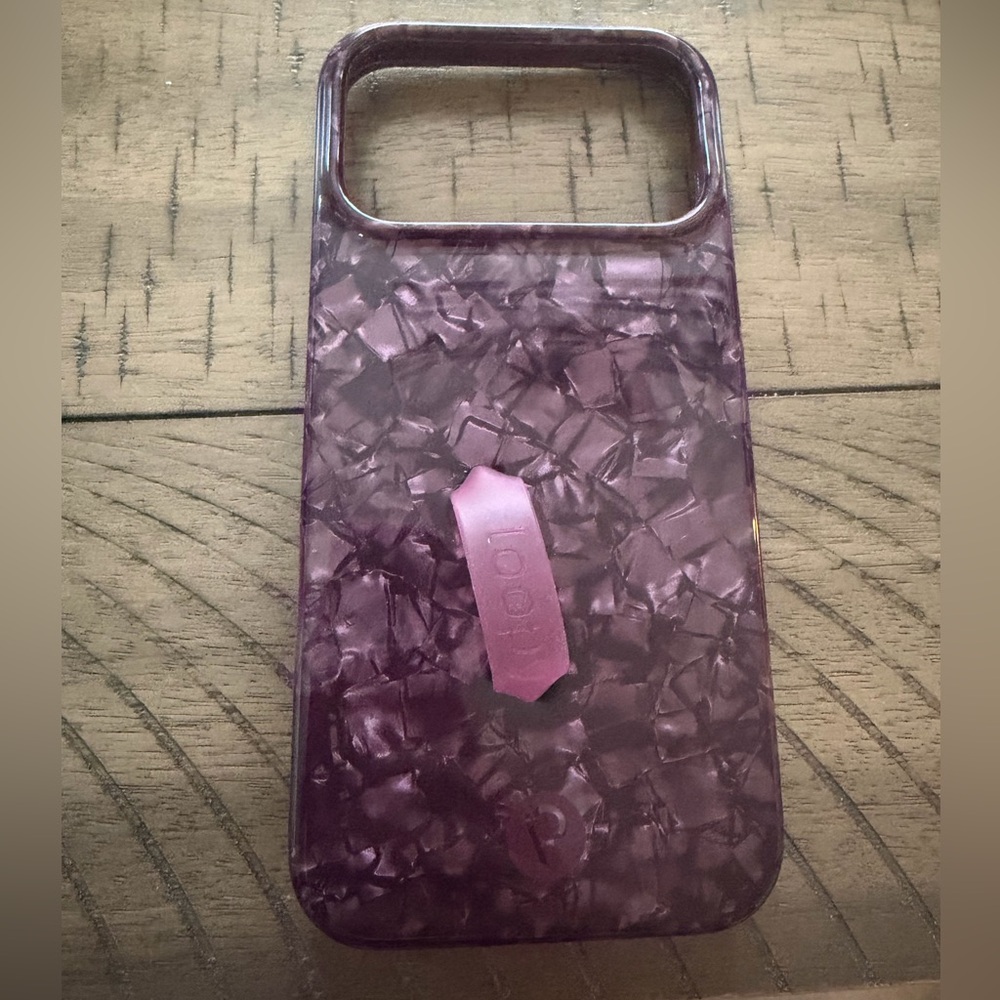 iPhone 17 Pro Max Loopy Case